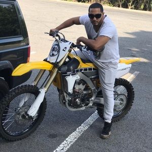 Meet your Posher, Luis